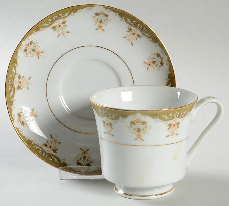 SON60 Footed Cup & Saucer Set by Sone-1