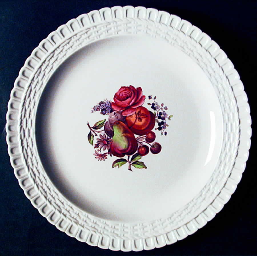 S2282 Luncheon Plate by Spode-1