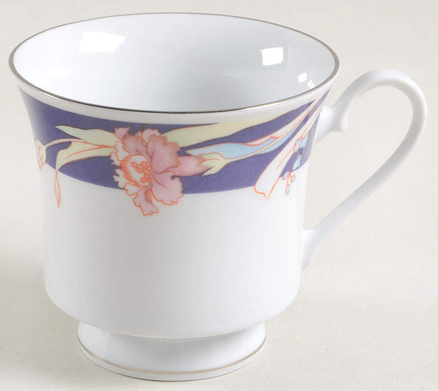 SGU8 Footed Cup by Sea Gull-1