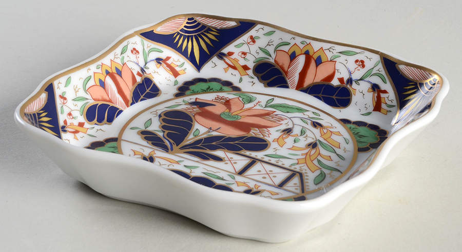 Classic Imari 4" Square Sweet Meat by Sadek-1
