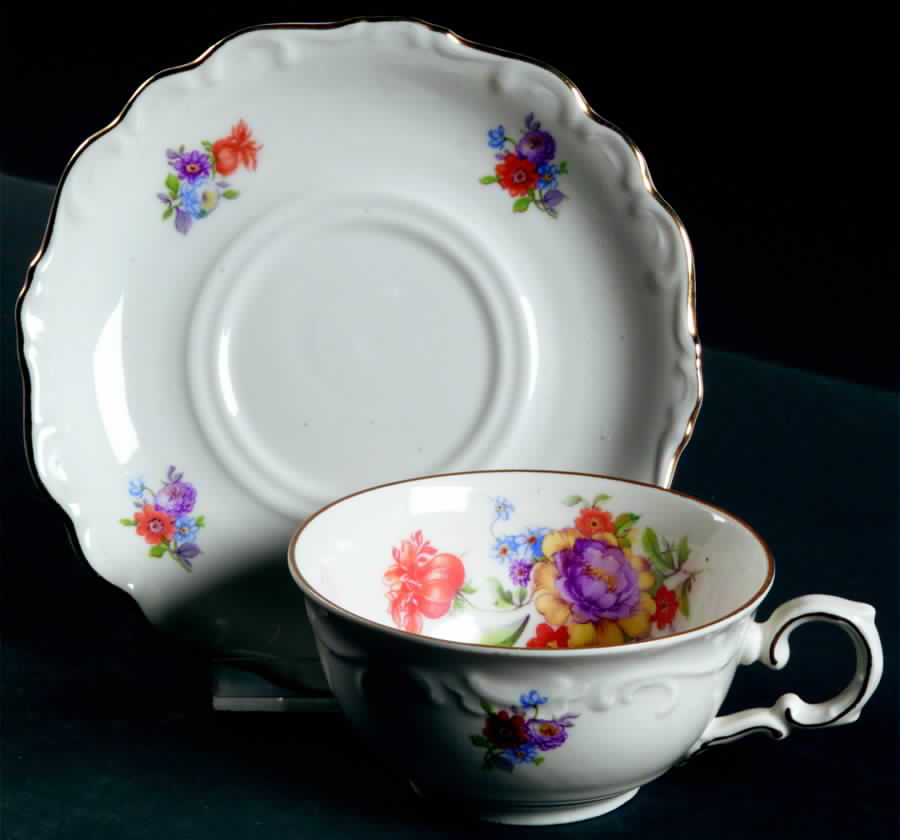 SCH312 Flat Cup & Saucer Set by Schumann - Bavaria-1
