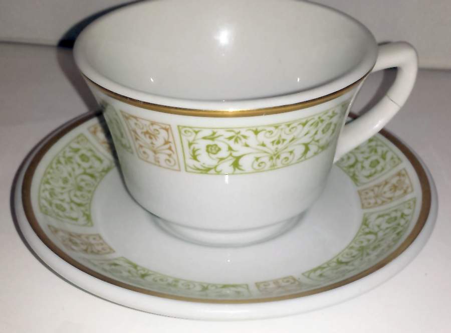 SHO207 Flat Cup & Saucer Set by Shenango-1
