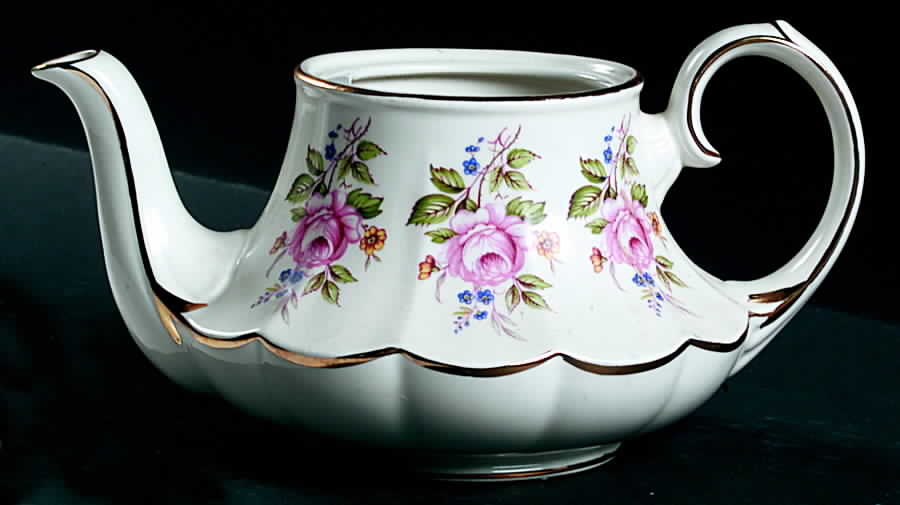 3186 Teapot No Lid by Sadler-1