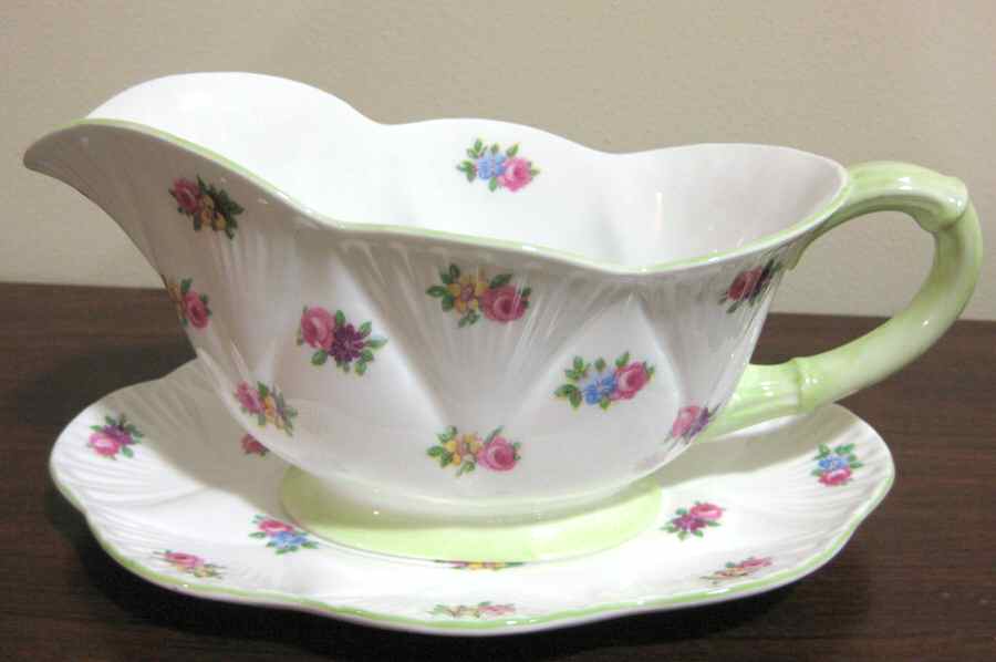 13797 Gravy Boat & Underplate by Shelley-1