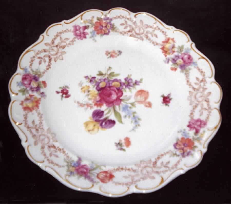 SCH322 Dinner Plate by Schumann - Bavaria-1