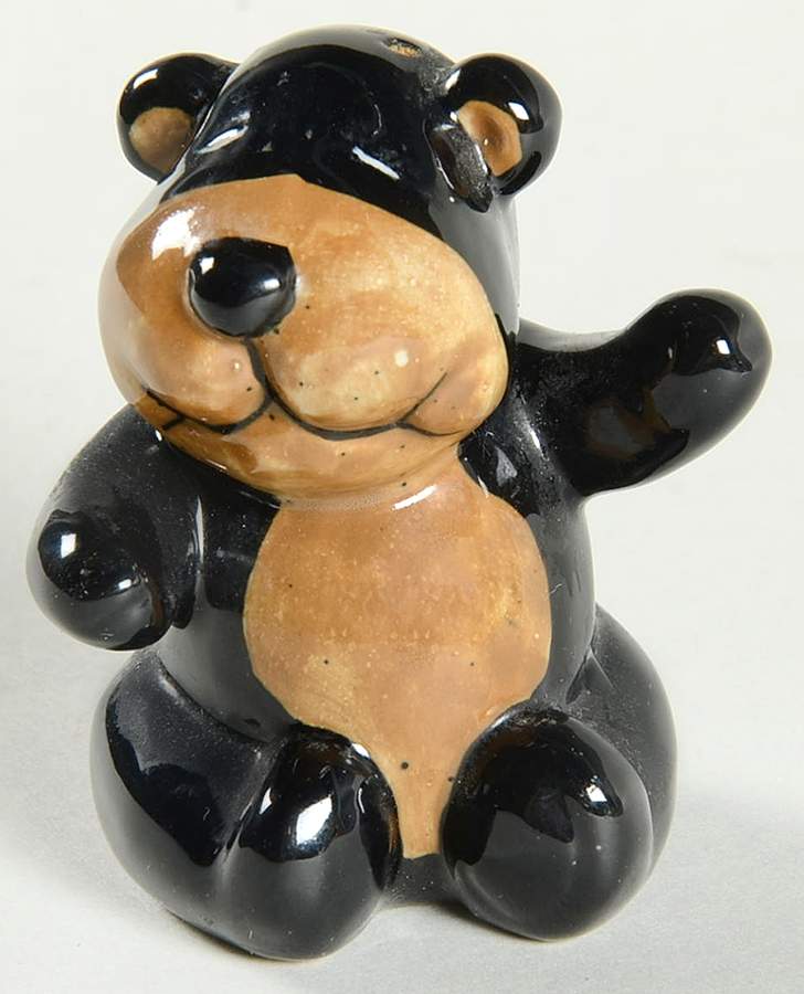 Lodge Figural Pepper Shaker by Sonoma Home-1