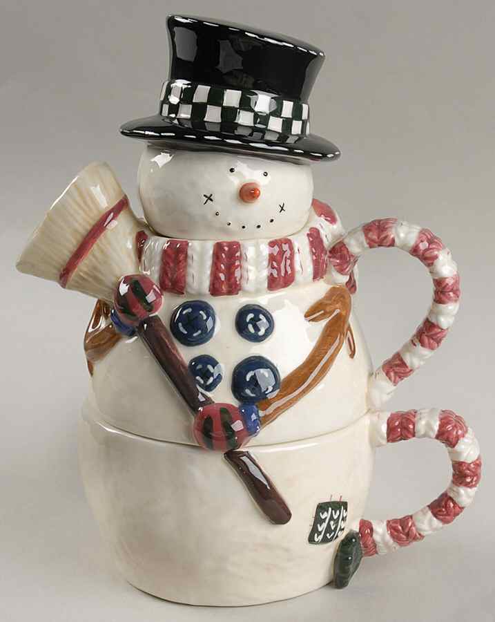 Snow Friends Individual Teapot & Lid with Cup by St Nicholas Square-1