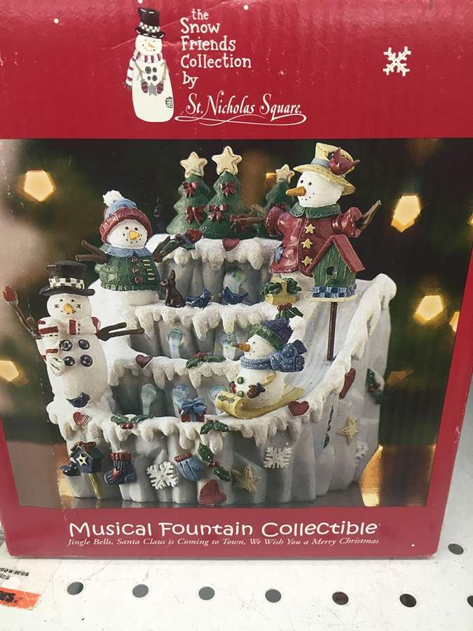 Snow Friends Figural Music Box by St Nicholas Square-1