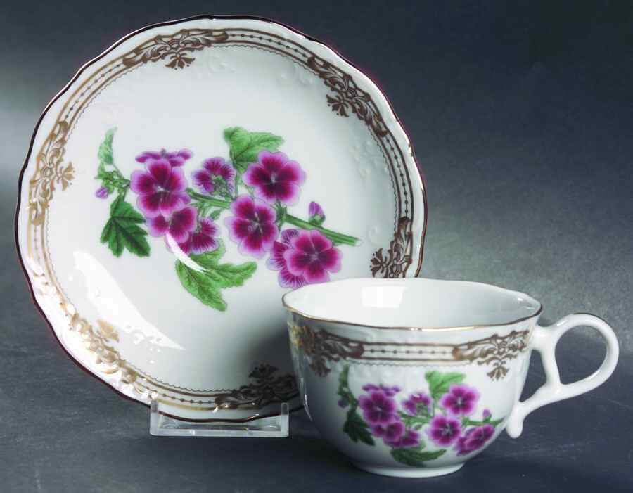 Golden Botanical Flat Cup & Saucer Set by Sadek-1