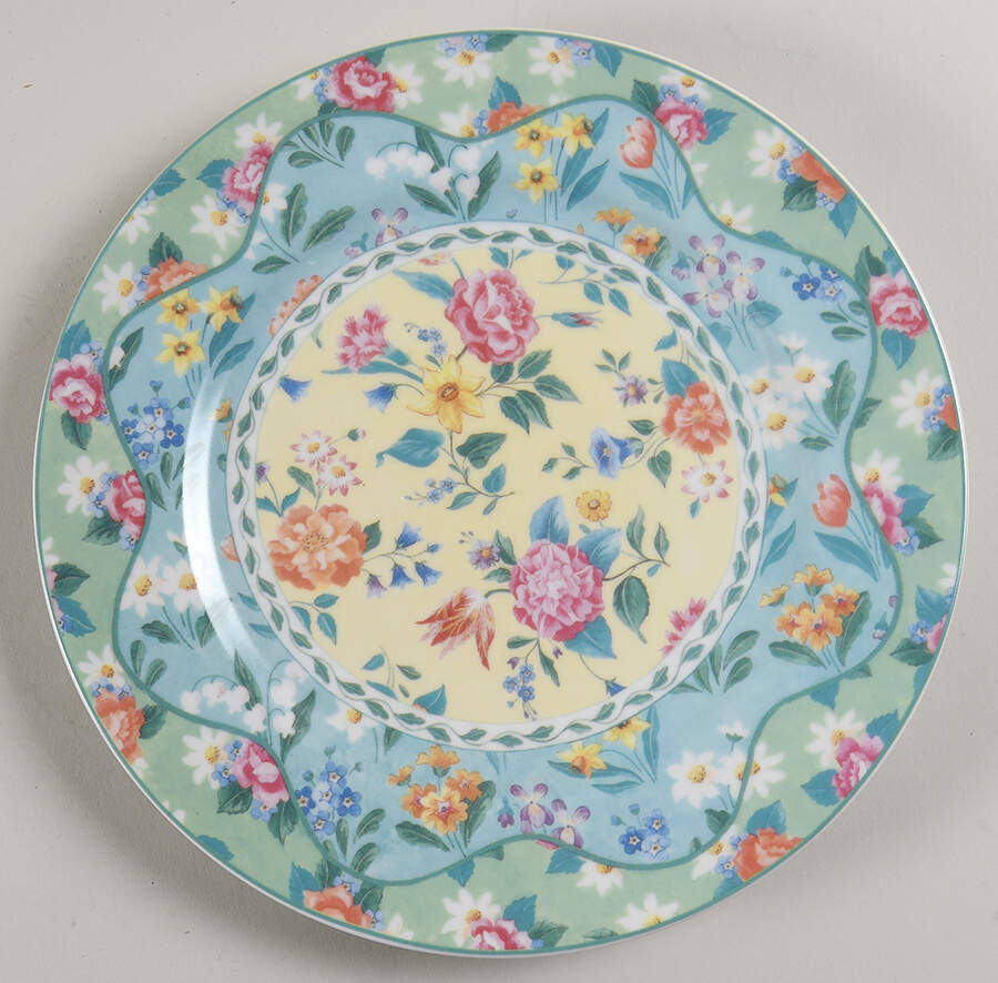 Chintz Charming Dinner Plate by Sadek-1