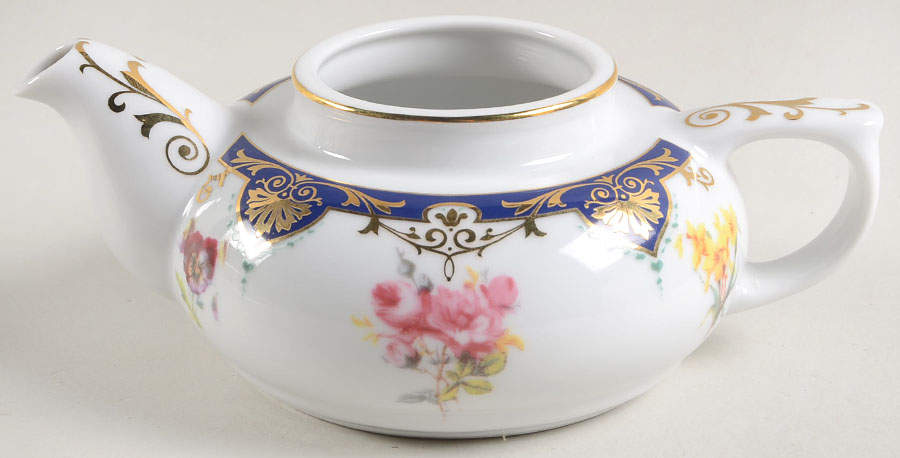 Vanderbilt Service Individual Teapot with Cup Teapot No Lid by Sadek-1