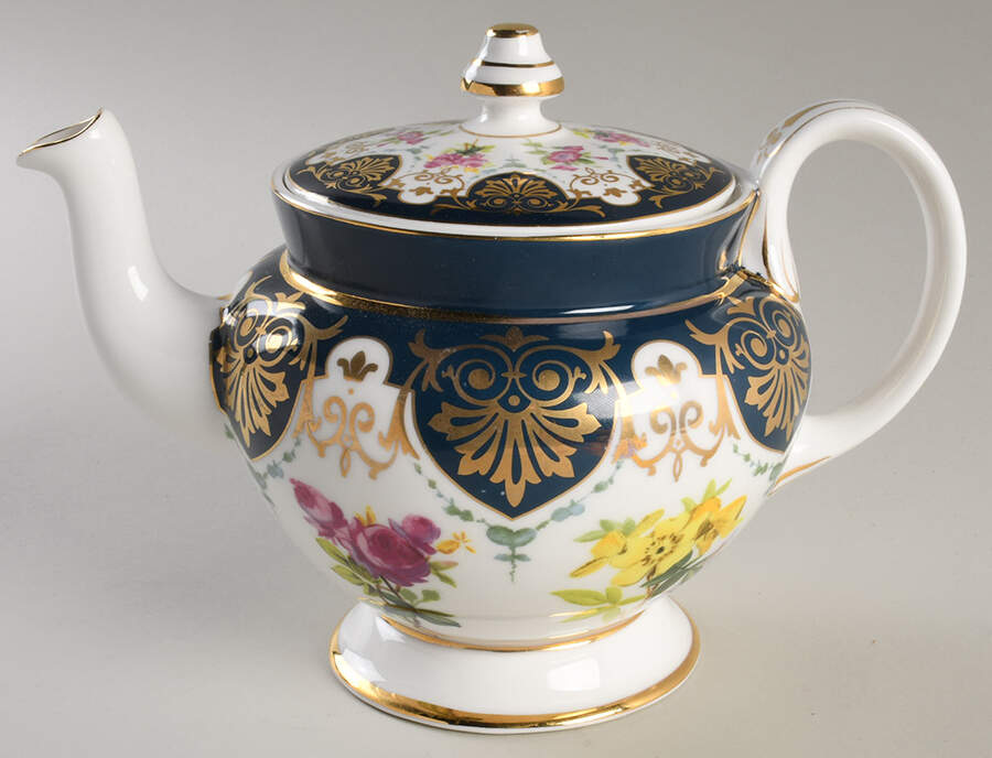 Vanderbilt Service Footed Teapot & Lid by Sadek-1