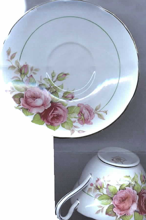 SPE7 Flat Cup & Saucer Set by Spencer Stevenson -1