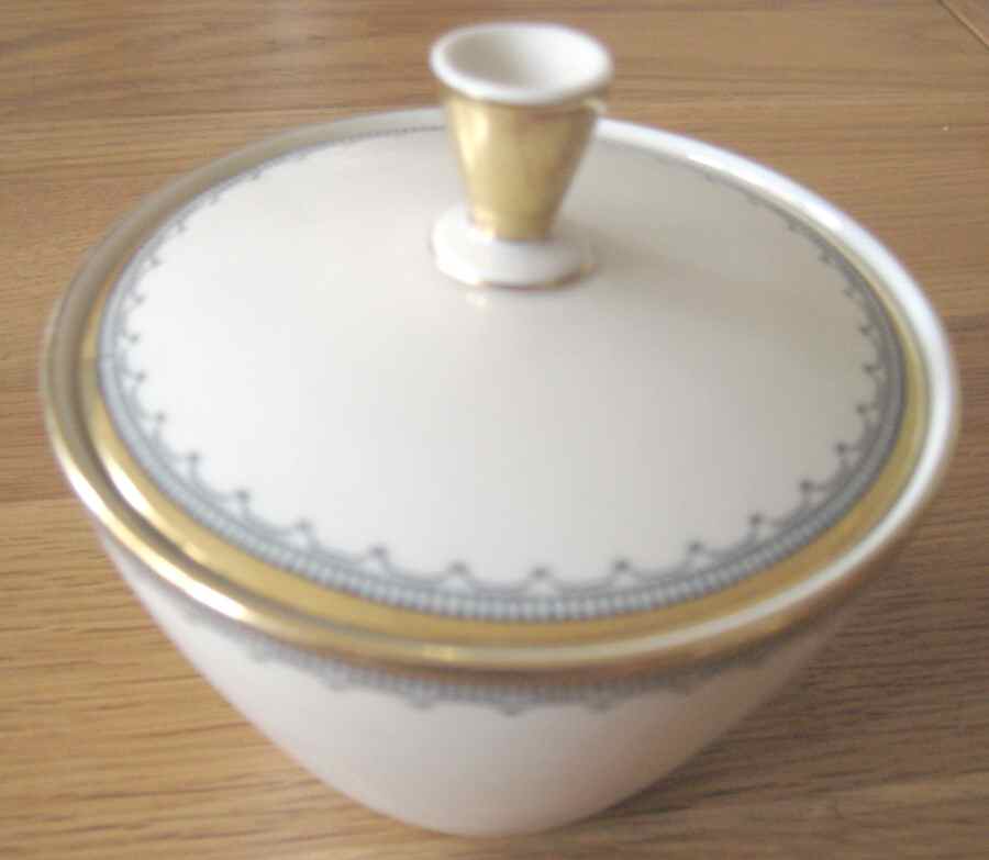 SLT237 Sugar Bowl & Lid by Seltmann-1