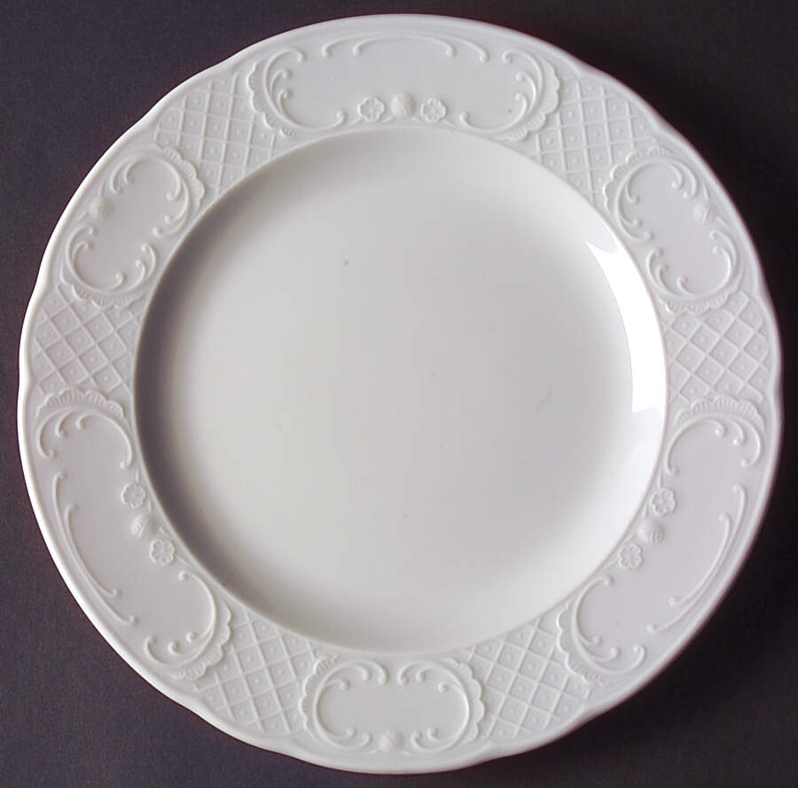 SCD43 Dinner Plate by Schonwald-1