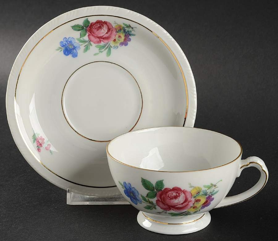SCD44 Footed Cup & Saucer Set by Schonwald-1