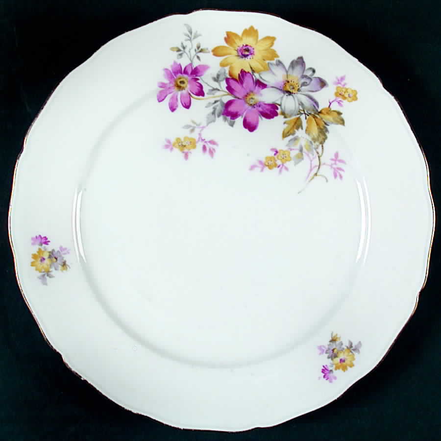 Rose (Scalloped) Salad Plate by Seltmann-1