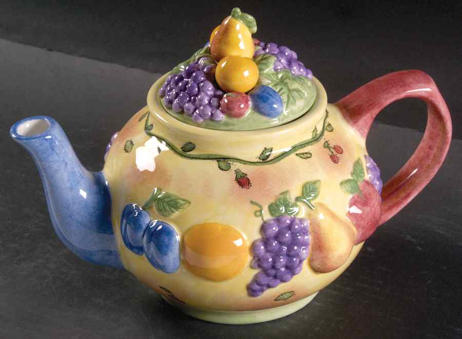 Sangria Teapot & Lid by Sango-1
