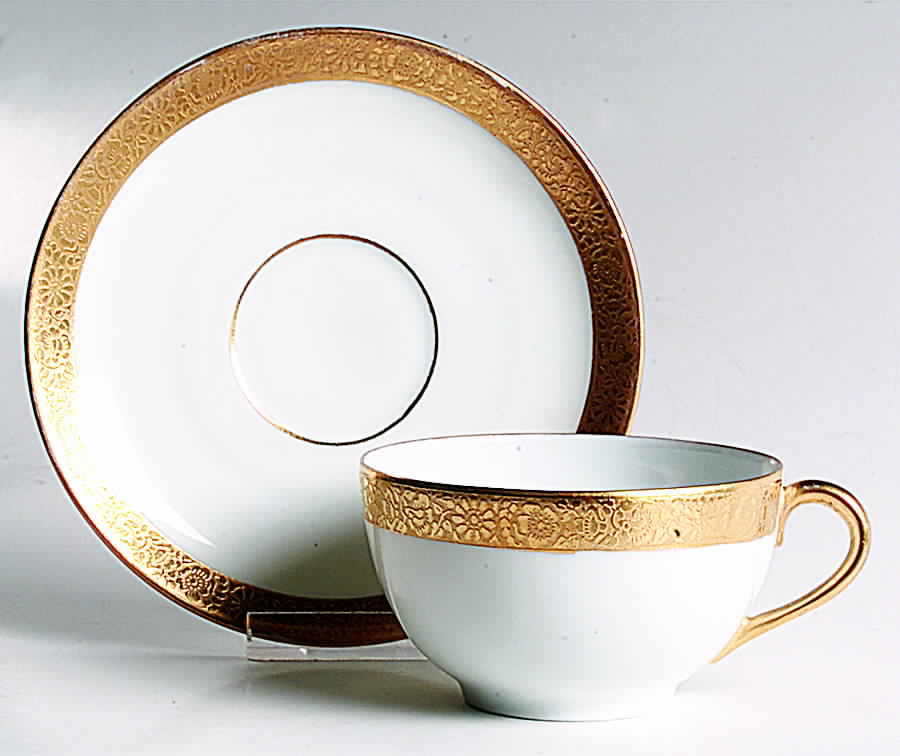 SCH328 Flat Cup & Saucer Set by Schumann - Bavaria-1