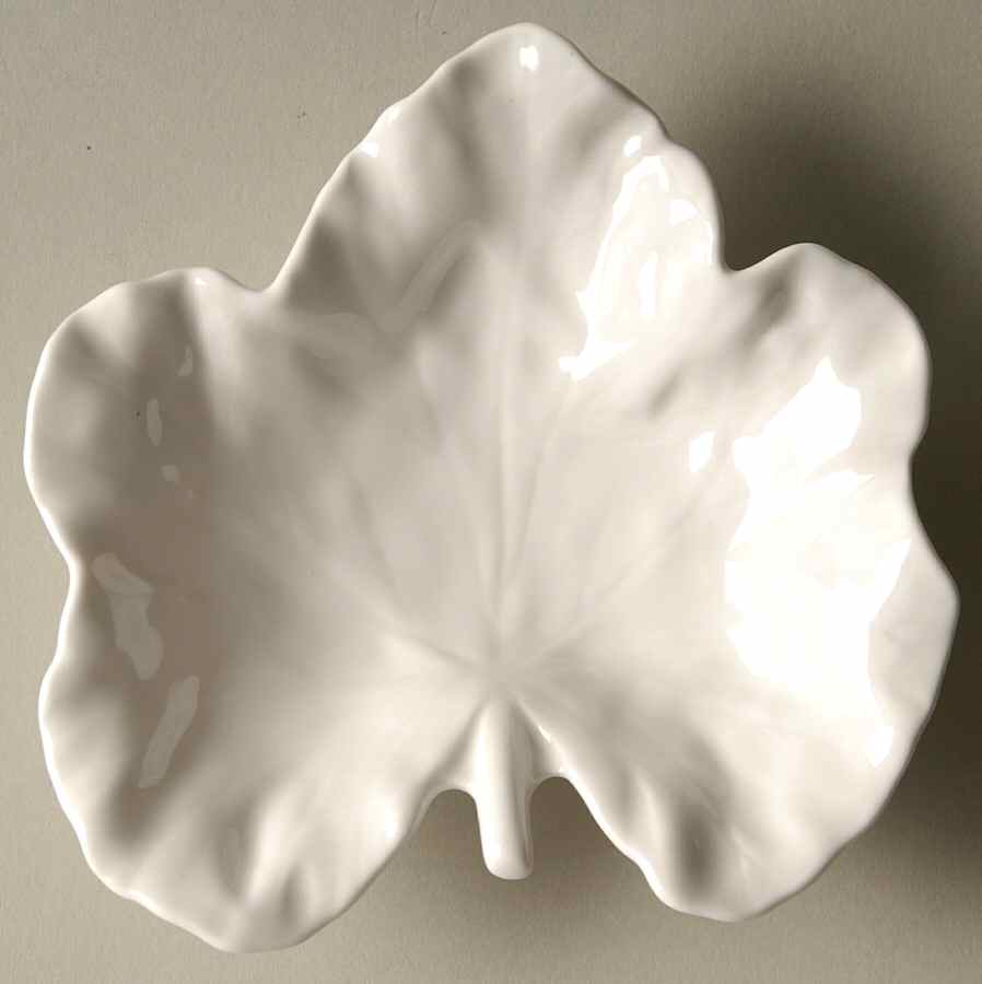 New England Small Leaf Dish by Spode-1