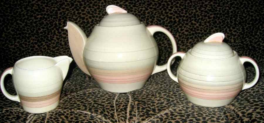 SCO24 Teapot & Lid by Susie Cooper-1