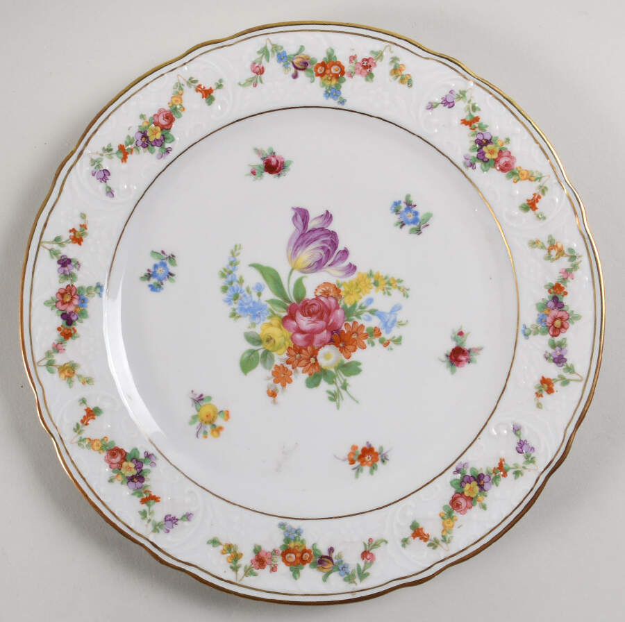 SCH331 Dinner Plate by Schumann - Bavaria-1