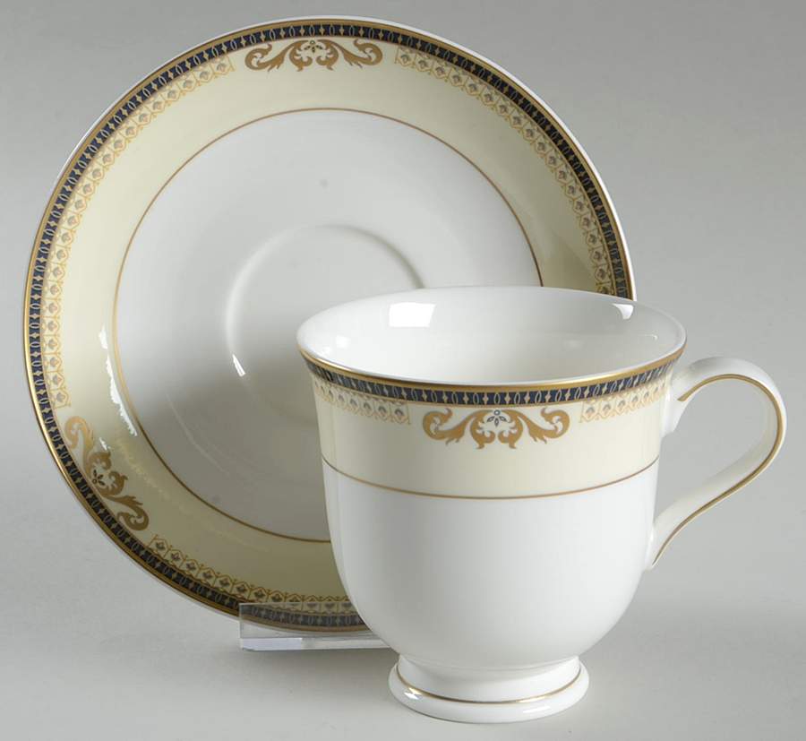 Citadel Footed Cup & Saucer Set by Sasgonu-1