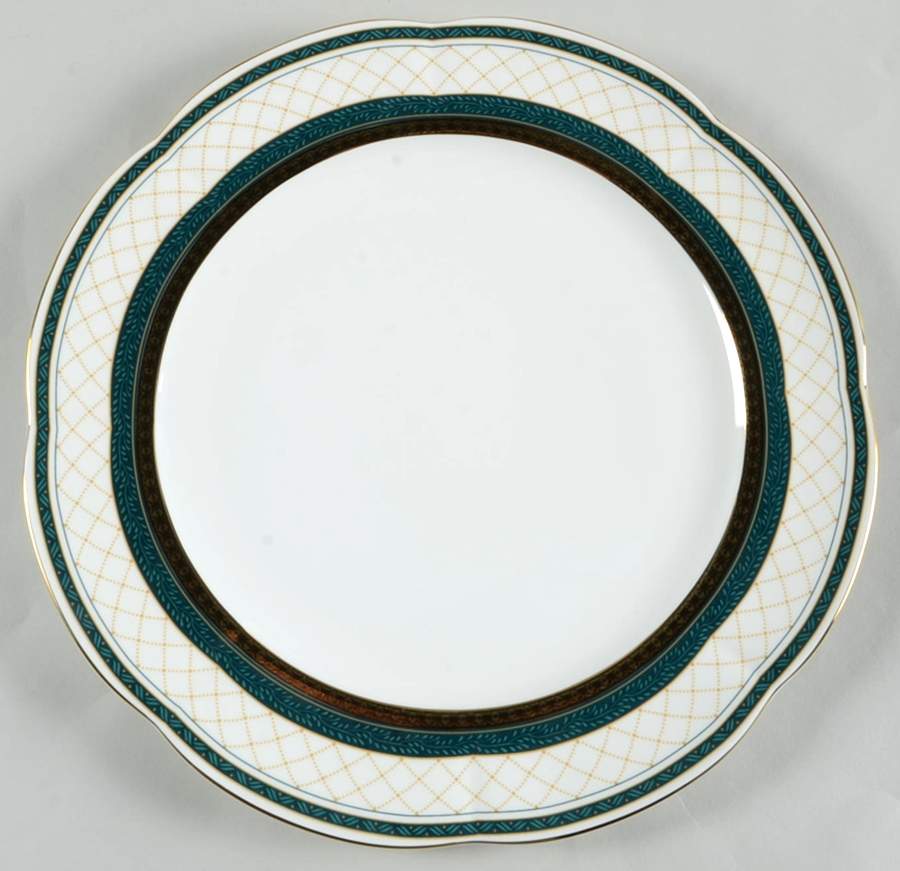 Queen's Lace Dinner Plate by Sasgonu-1