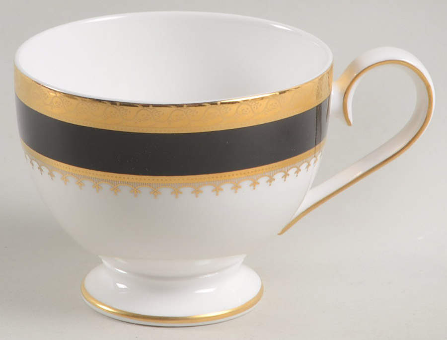 Galaxie Black Footed Cup by Sasgonu-1