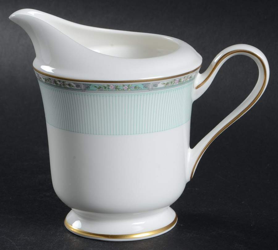 Silk Line Green Creamer by Sasgonu-1