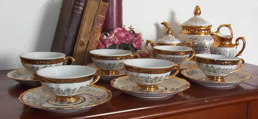 SCG36 Footed Cup & Saucer Set by Schirnding-1
