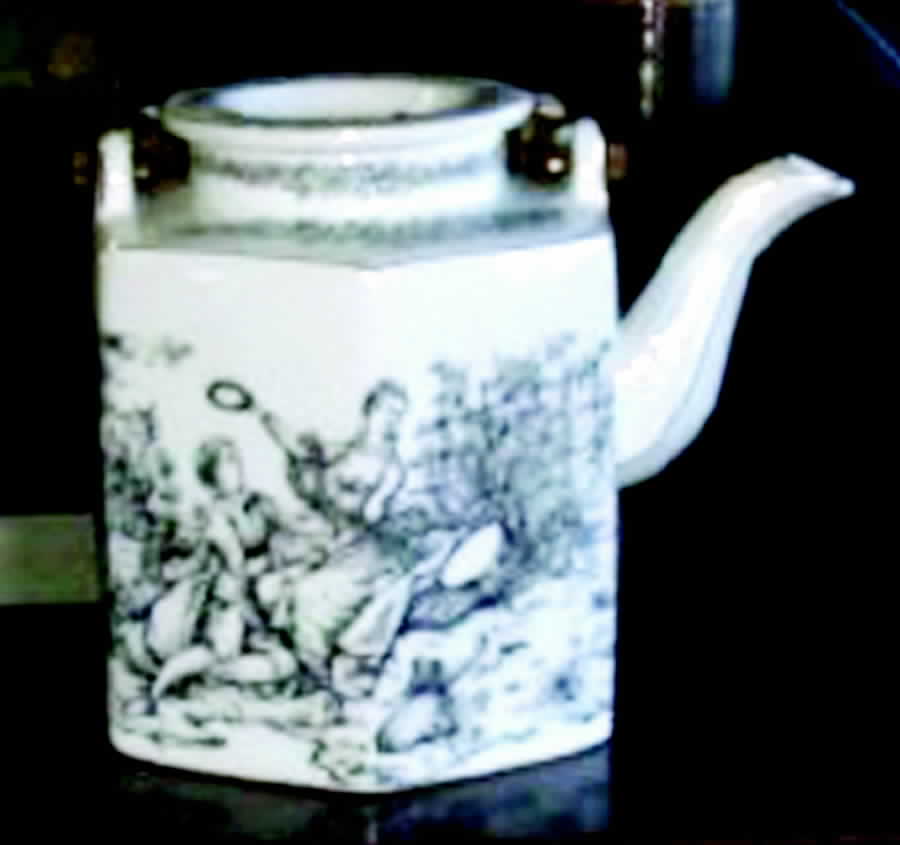 Toile Teapot & Lid by Sigma-1