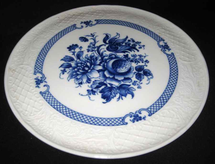 SCH339 Cake Plate by Schumann - Bavaria-1