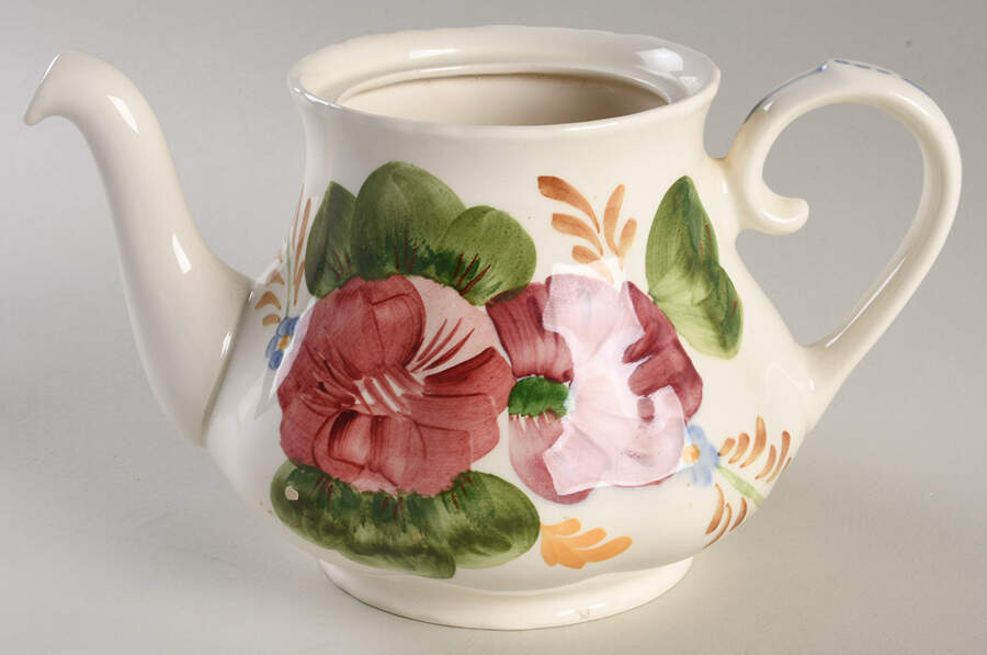 Belle Fiore Teapot No Lid by Simpsons-1