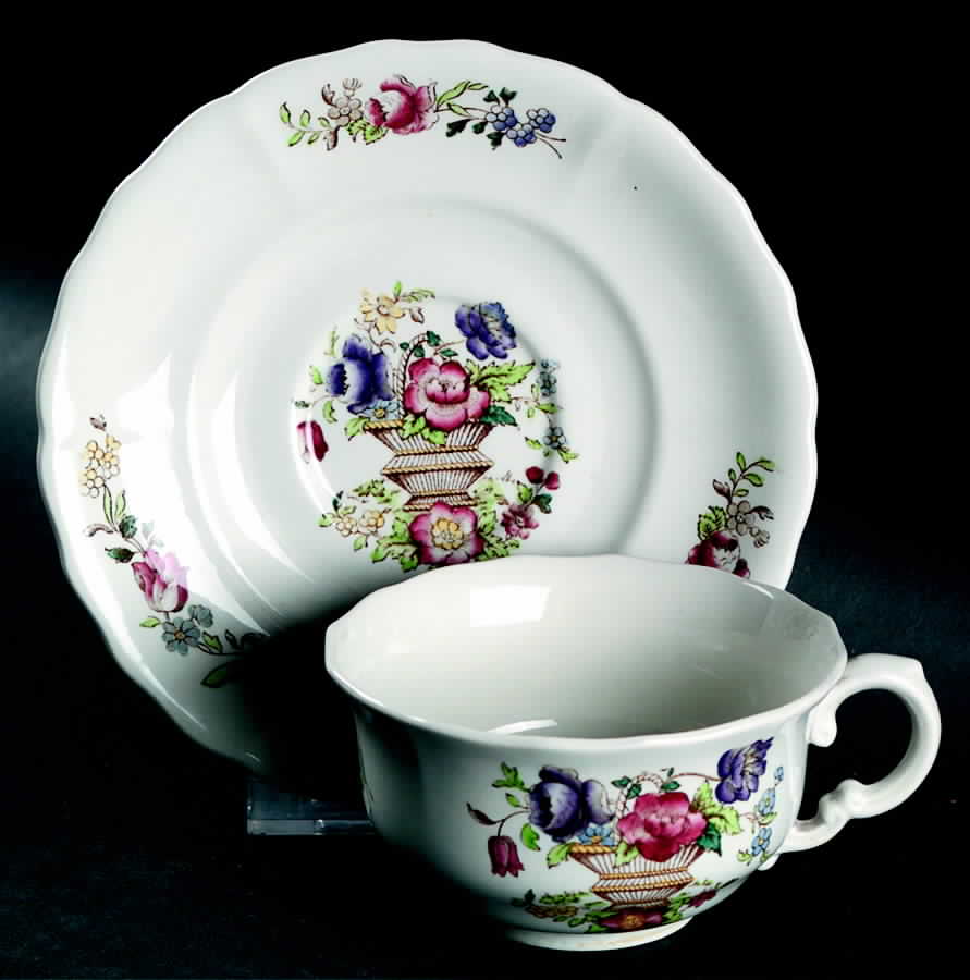 S-2626 Flat Cup & Saucer Set by Spode-1