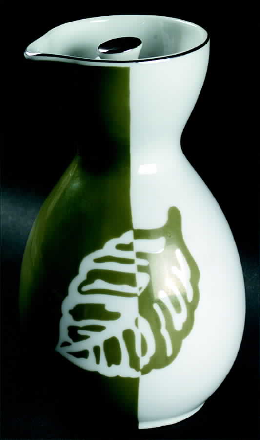 SEY16 Sakebottle with Lid by Seyei Toki Co-1