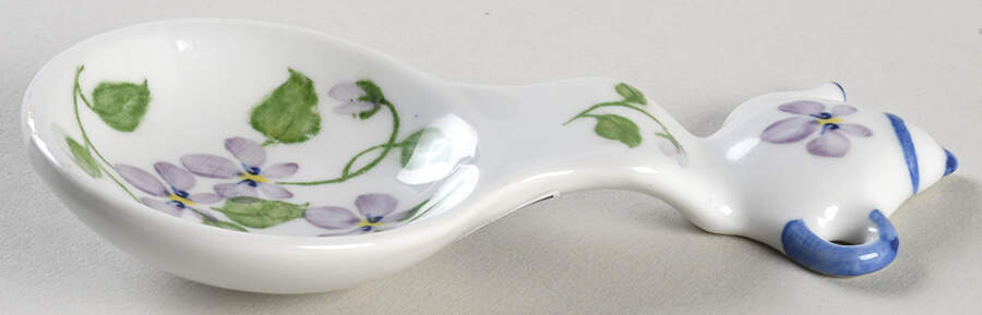 Violet Meadow Tea Bag Holder by Sadek-1