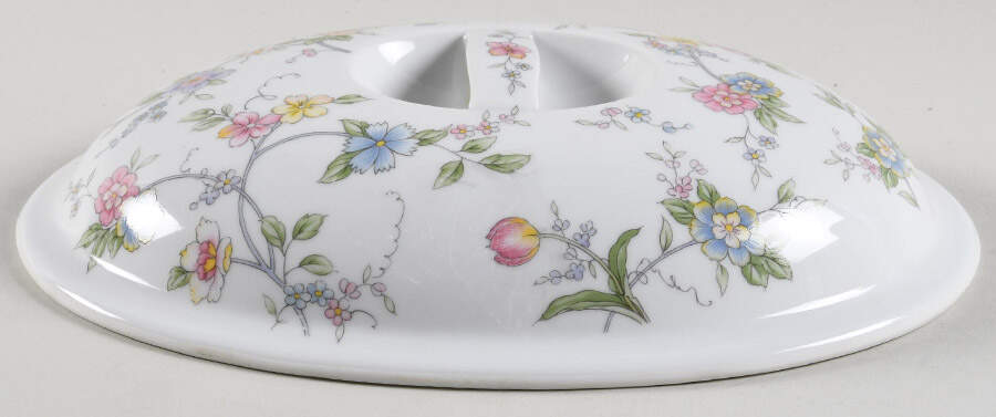 Corona (Green Trim) Lid for 2 Quart Oval Covered Casserole by Sadek-1
