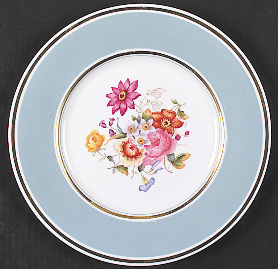 Y5065 Dinner Plate by Spode-1