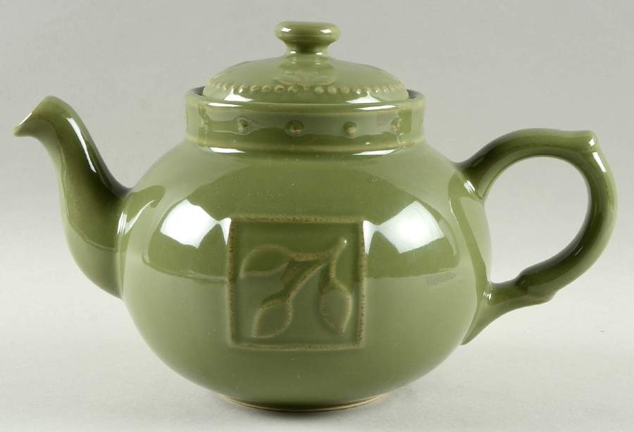 Sorrento Oregano (Green) Teapot & Lid by Signature-1