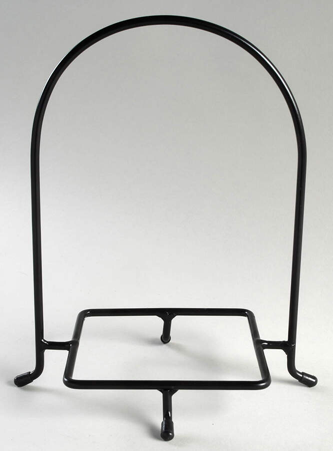 Sorrento Beaujolais (Burgundy) Metal Caddy for Set of 8 Square Bread & Butter Pla by Signature-1