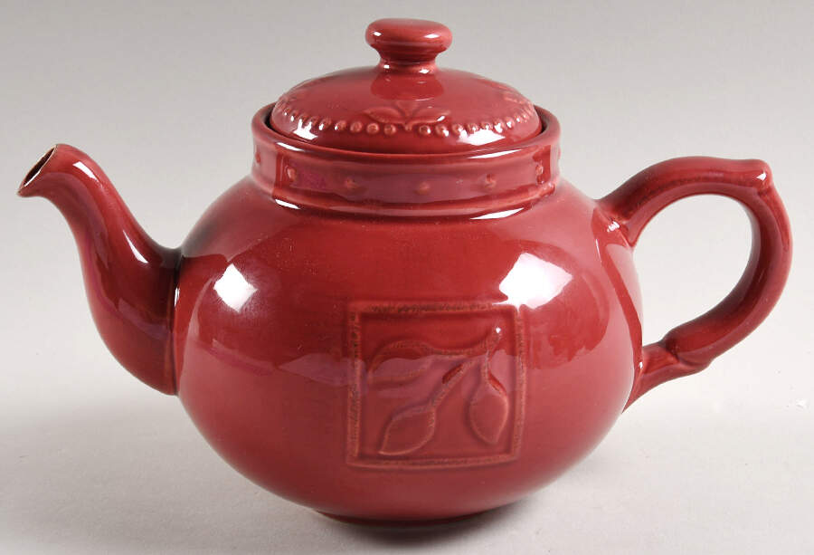Sorrento Beaujolais (Burgundy) Teapot & Lid by Signature-1