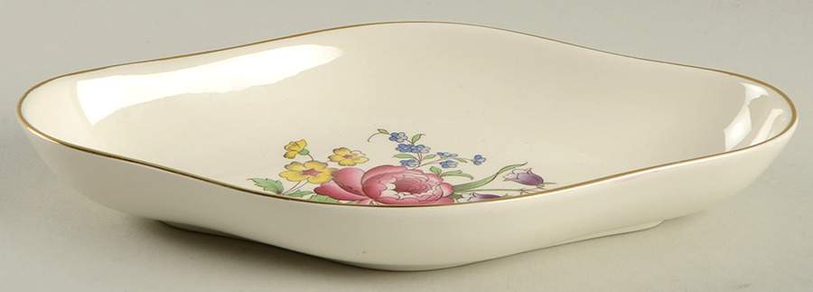 Marlborough Spray (Gold Trim) Pickle Dish by Spode-1