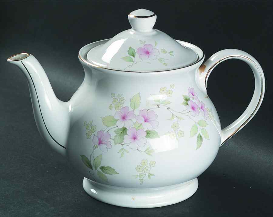 5931 Teapot & Lid by Sadler-1