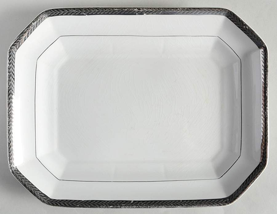 Platinum Gold 10" Oval Serving Platter by Saxon-1