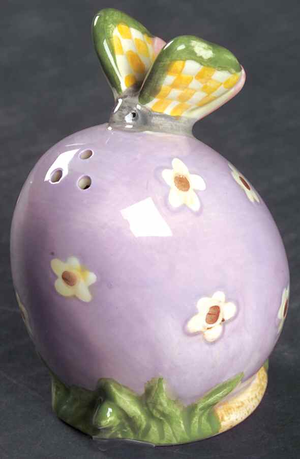 Easter Figural Pepper Shaker by Sakura-1