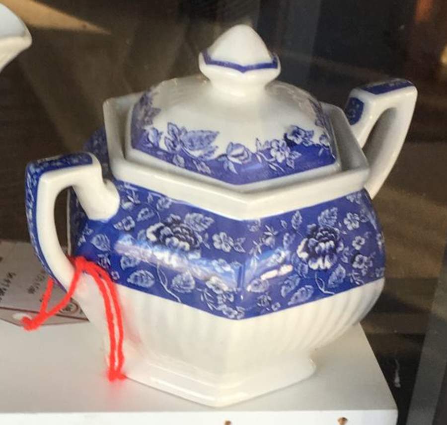 Afternoon Tea Collection Blue Sugar Bowl & Lid by Sadler-1