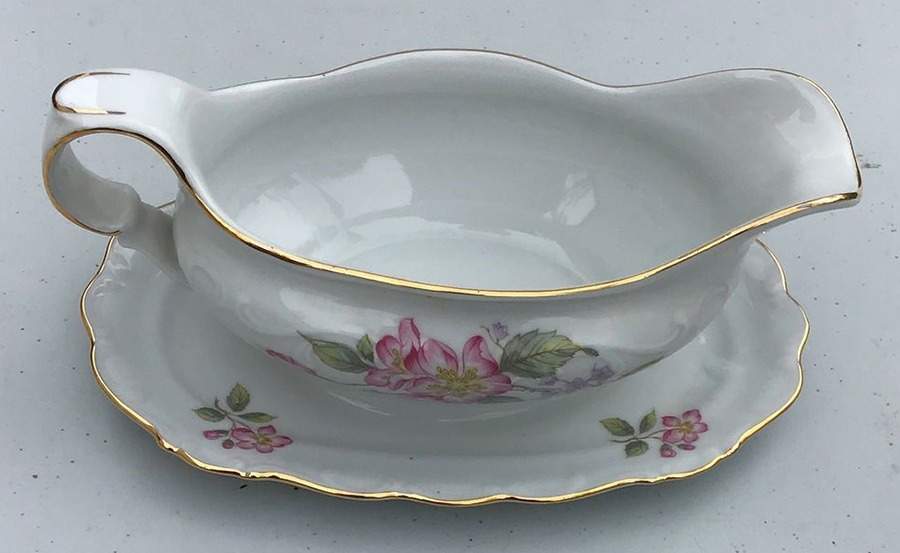 SCH368 Gravy Boat with Attached Underplate by Schumann - Bavaria-1