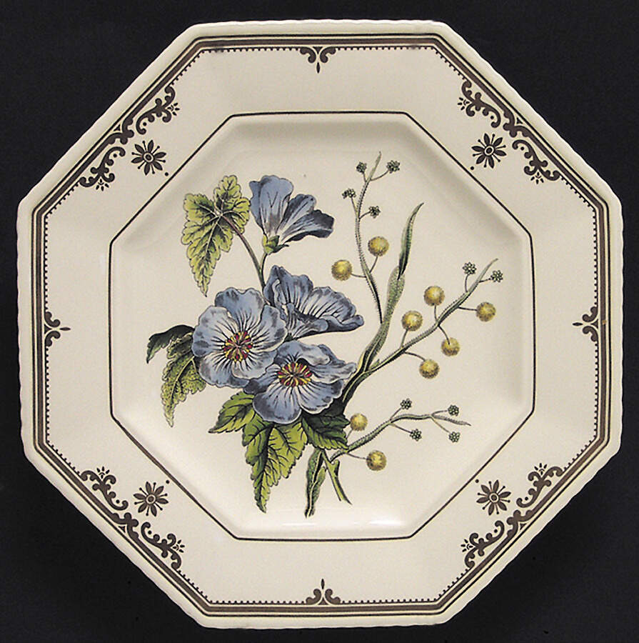 Y8617 Dessert/Pie Plate by Spode-1