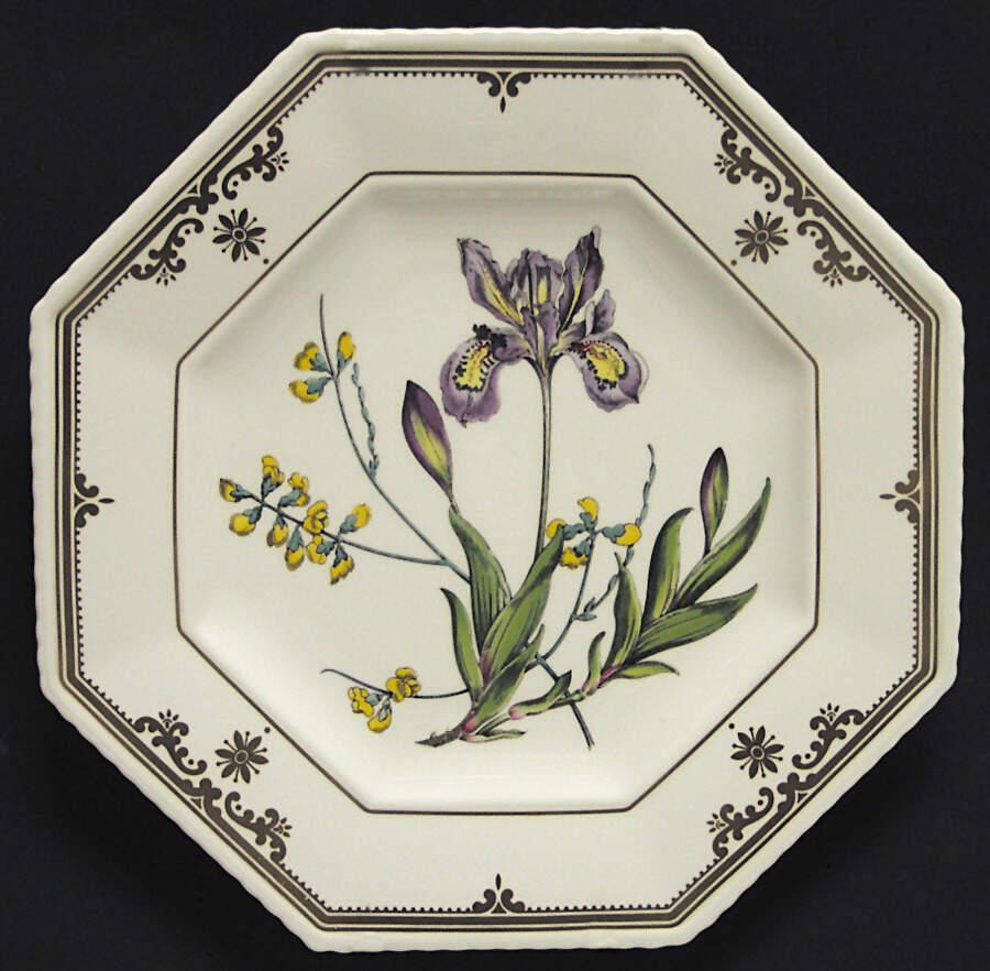 Y8617 Dessert/Pie Plate by Spode-1